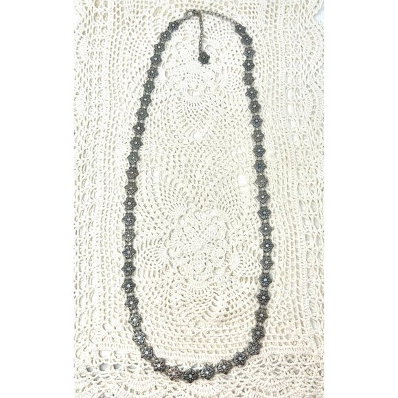 Vintage-Inspired Silver Filigree Necklace  with gemstone insets‎ - Picture 4 of 5